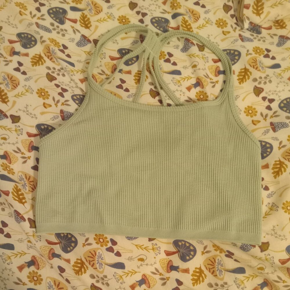 Forever 21 sage green workout top. size small.